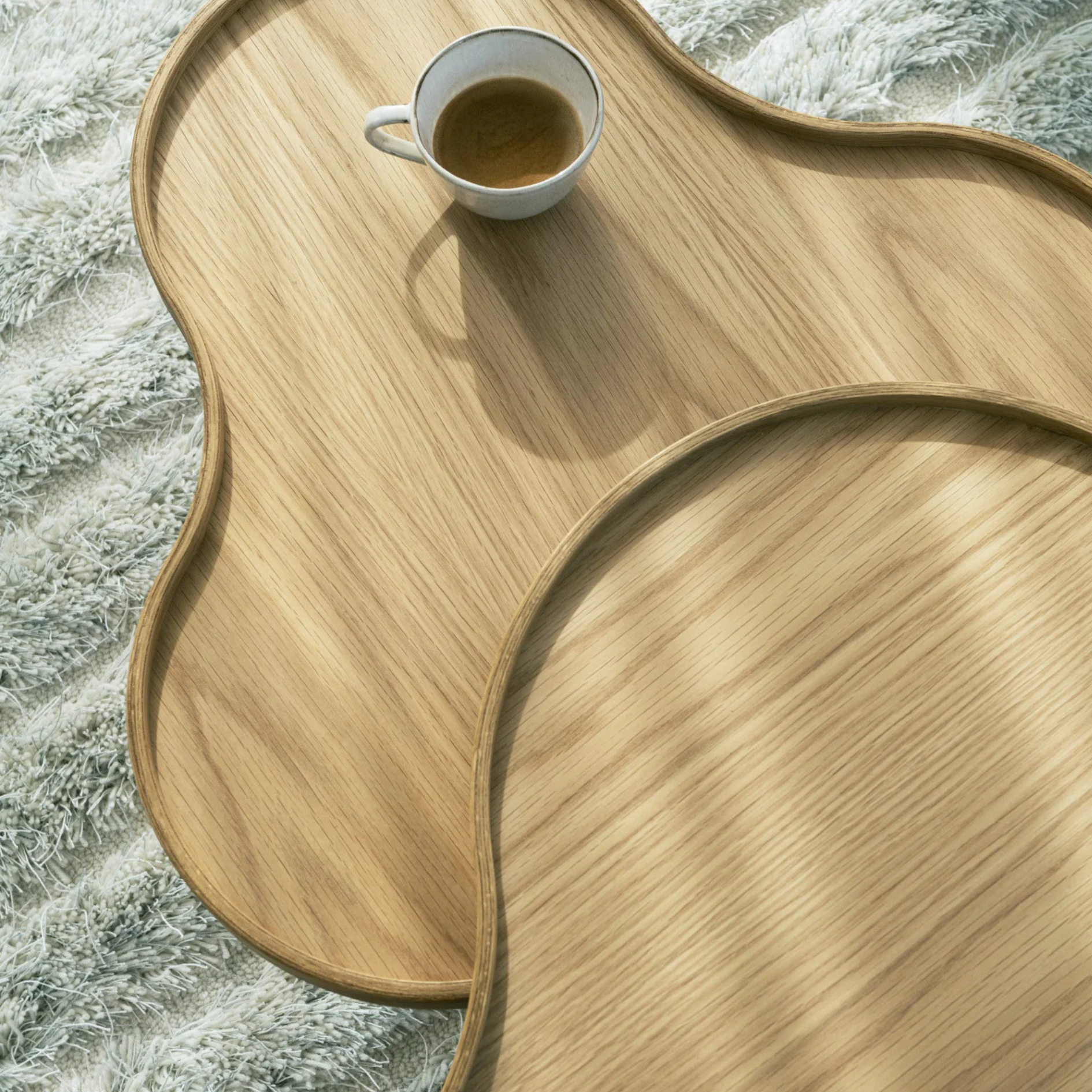 Flower Mono Table